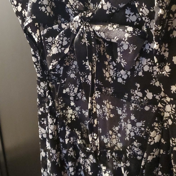 Floral tie back spaghetti strap summer dress - Picture 8 of 10